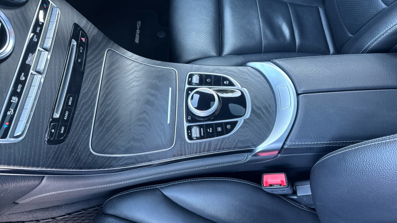 Mercedes-Benz GLC 250 4Matic AMG Line Premium 5dr 9G-Tronic Petrol Estate